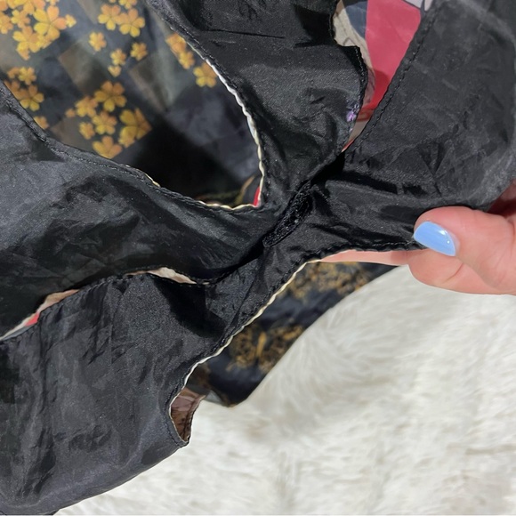 Hello Kitty Dearisimo NYLON Packable Tote - Picture 6 of 9